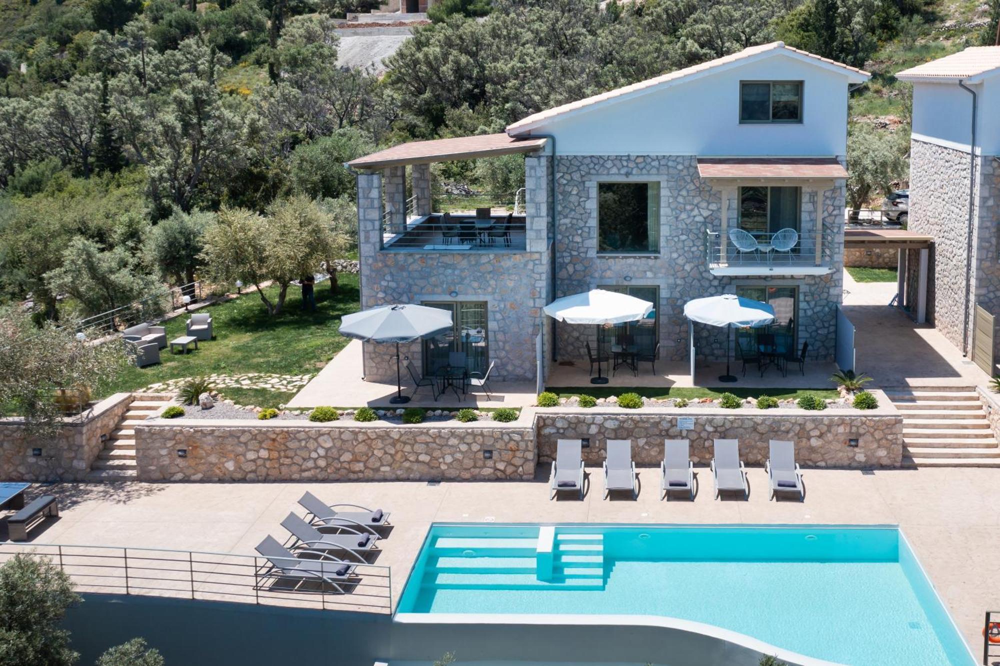 Mylos Mountain Villas- Giorgio Apartment *